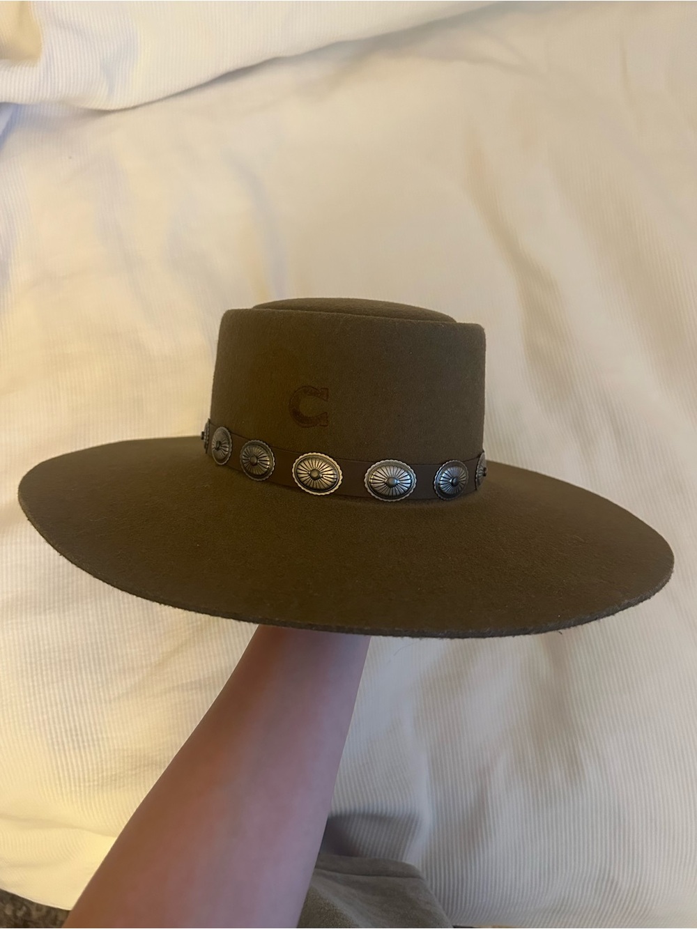 Charlie 1 horse hat